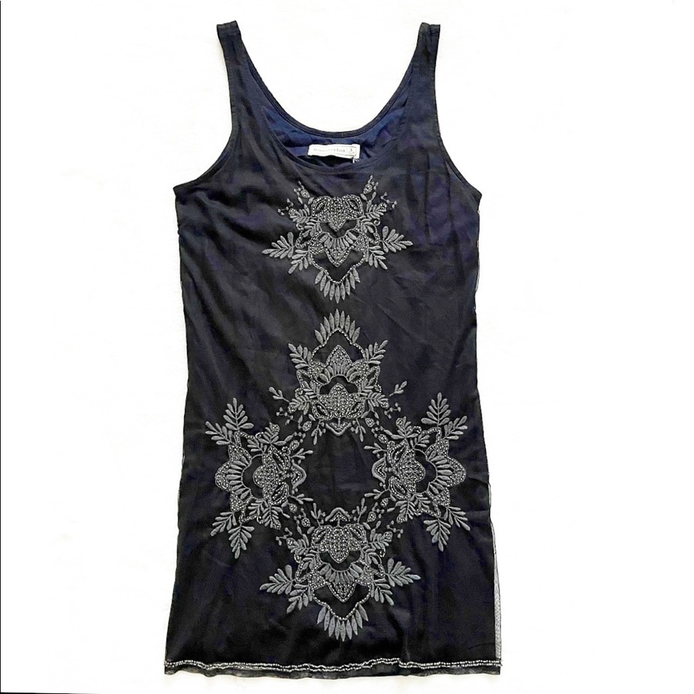 ABERCROMBIE & FITCH LITTLE BLACK DRESS W/ BEADING SIZE SMALL DANCE PARTY EVENT